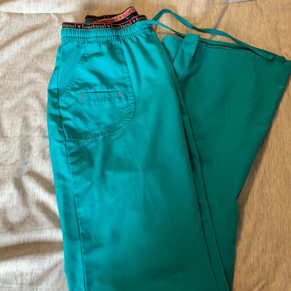 HeartSoul teal scrub bottoms size small tall